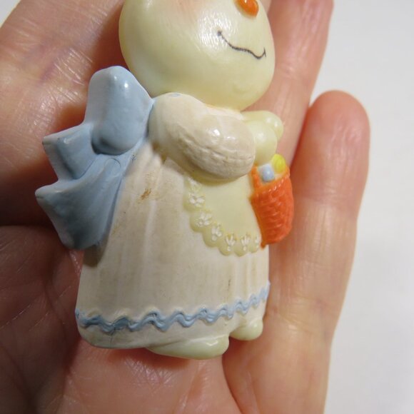 Hallmark 1975 Easter Rabbit Bunny Lapel Pin Vintage Female - Picture 5 of 11